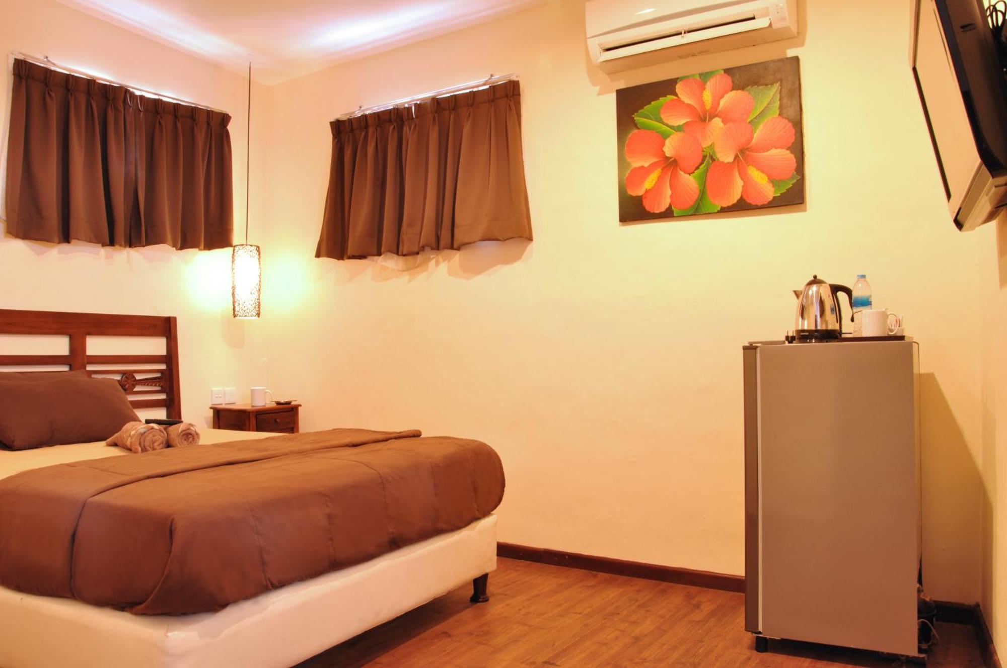 Bemo Corner Guest House Kuta  Bilik gambar