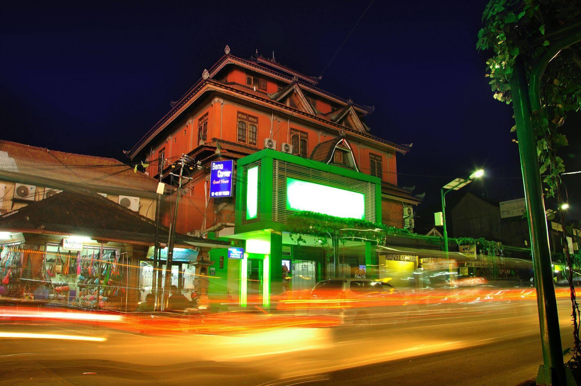 Bemo Corner Guest House Kuta  Luaran gambar