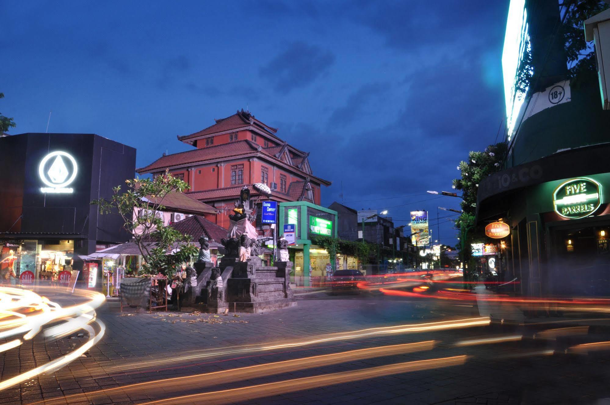 Bemo Corner Guest House Kuta  Luaran gambar